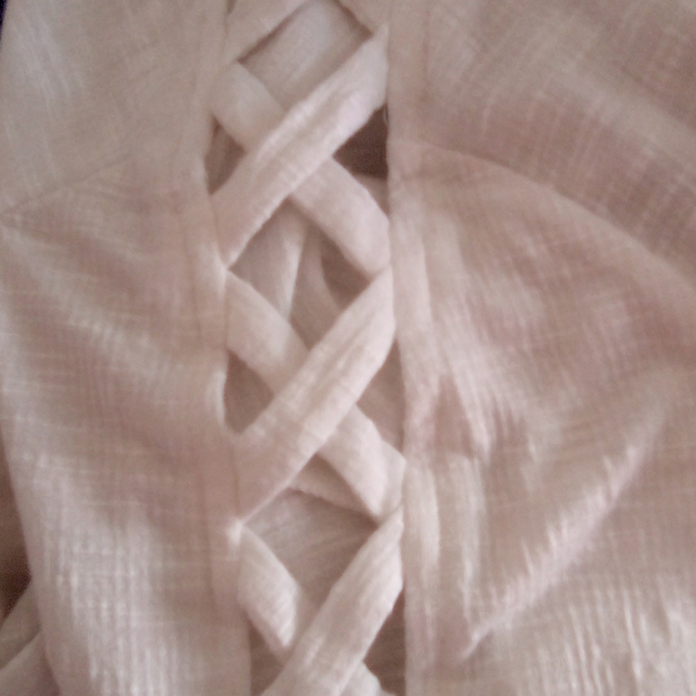 Blouse - Picture 2 of 3